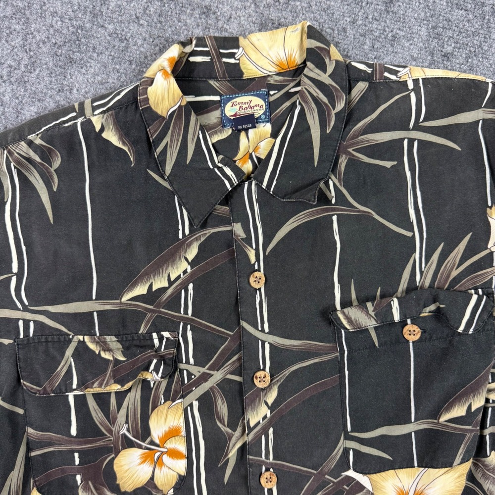 Tommy‎ Bahama Shirt Size Large Floral Hawaiian Black Rayon Men's